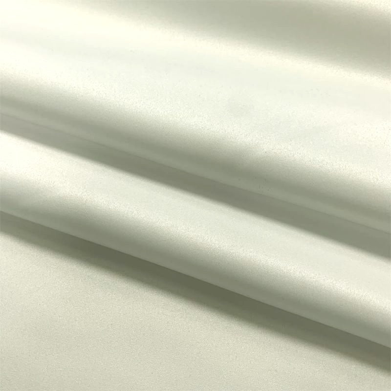ELFENBENSFÄRGAD DULL WEDDING SATIN – MATT BRÖLLOPSSATIN MED MJUKT FALL