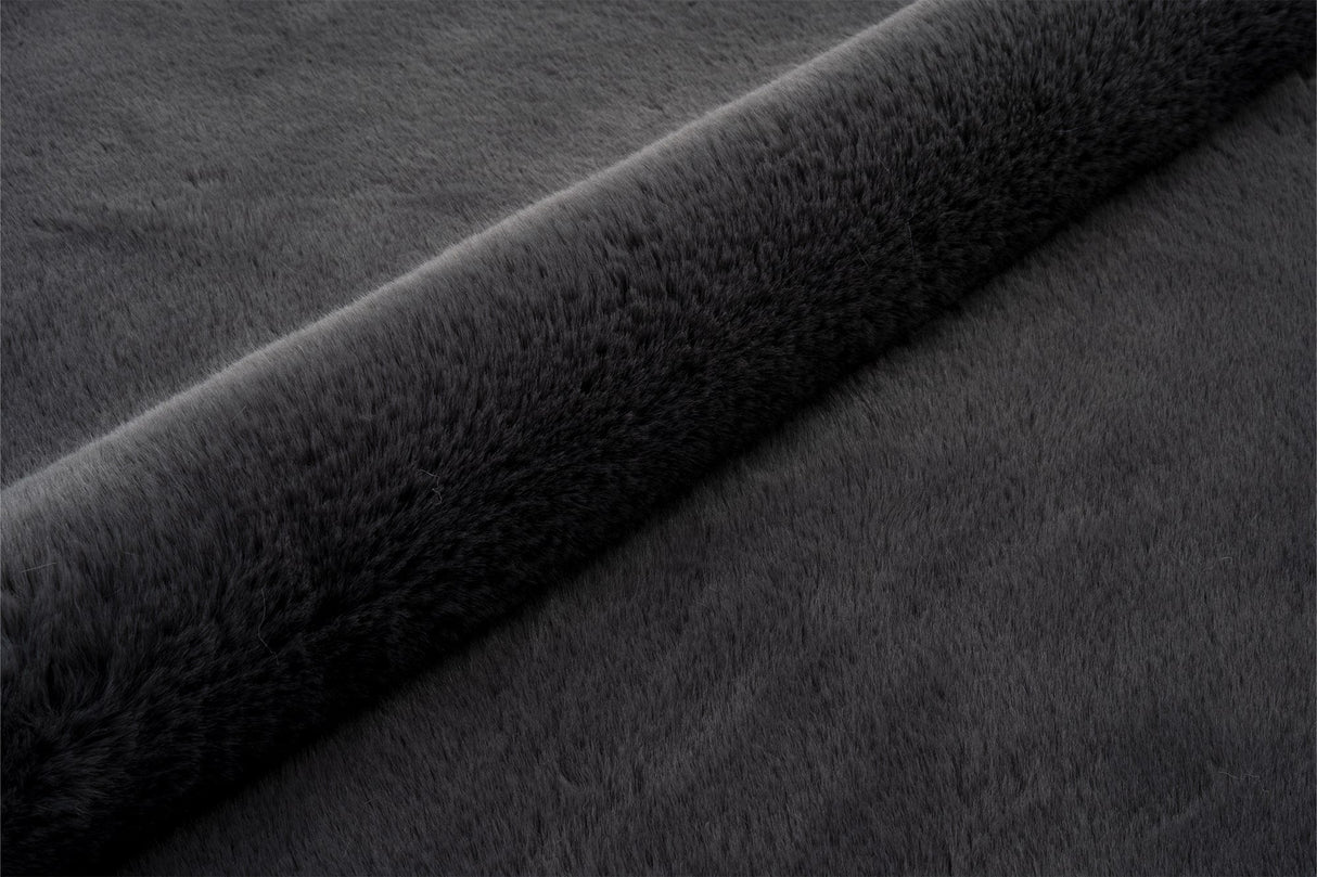 KOKSGRÅ BUNNY MÖBELTYG – IMITERAD PÄLS