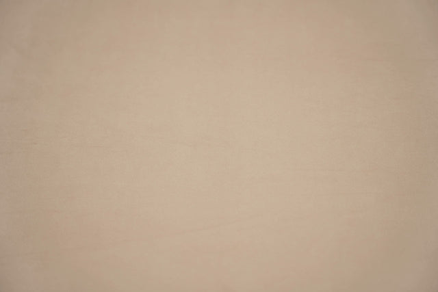 BLØD NUDEBEIGE SMART VELVET MØBELVELOUR – SLIDSTÆRK & PETPROOF