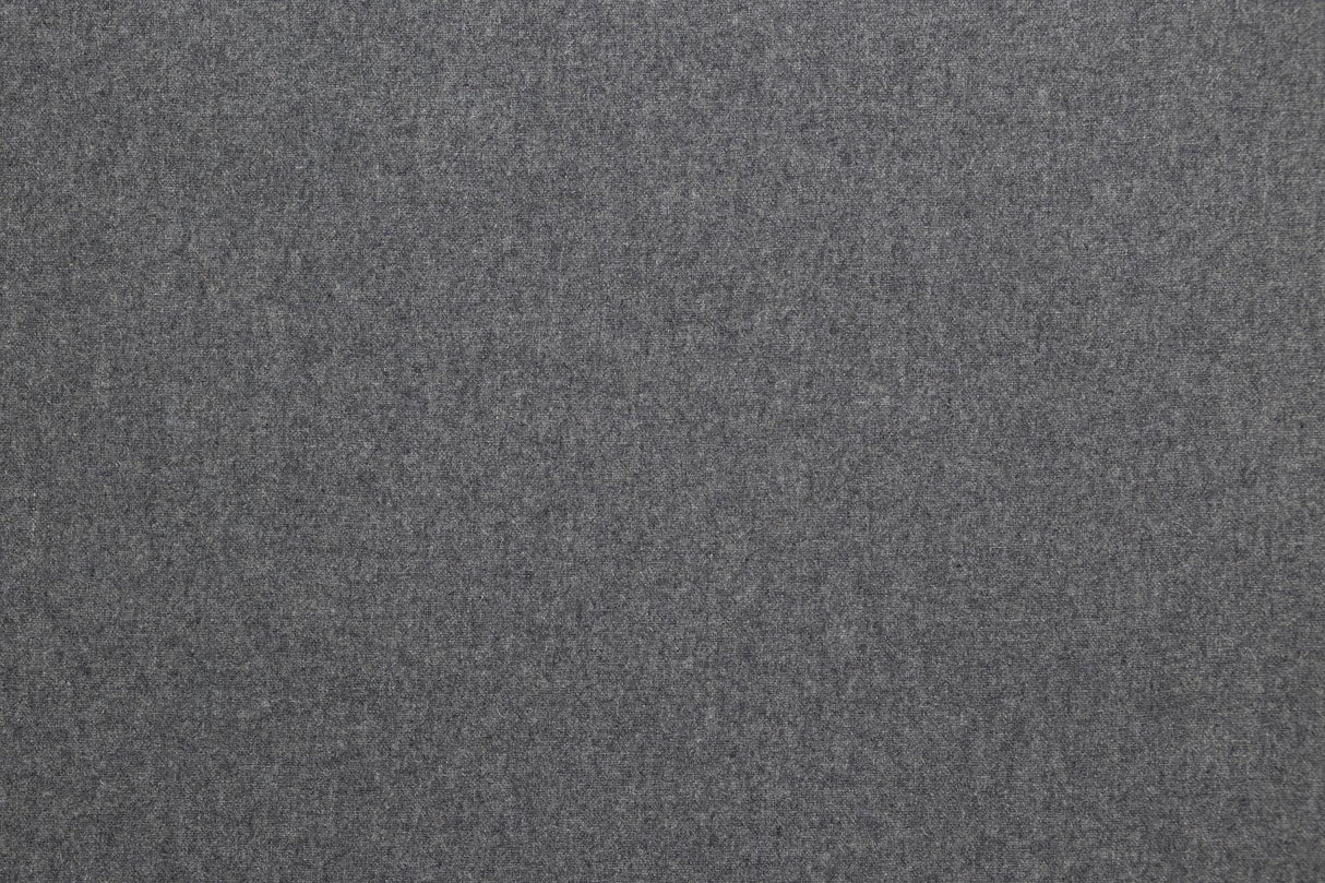 ASKGRÅ CLARK MÖBELTYG – ULLBLANDNING OCH MELERAD YTA