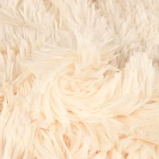 CHAMPAGNEFÄRGAD LÅNGHÅRIG PLYSCH – 30 MM LUGG & TVÄRSGÅENDE STRETCH
