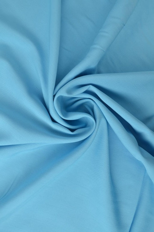 AQUA BLÅ VISKOSTYG – LÄTT FALL & ELEGANT MATT GLANS