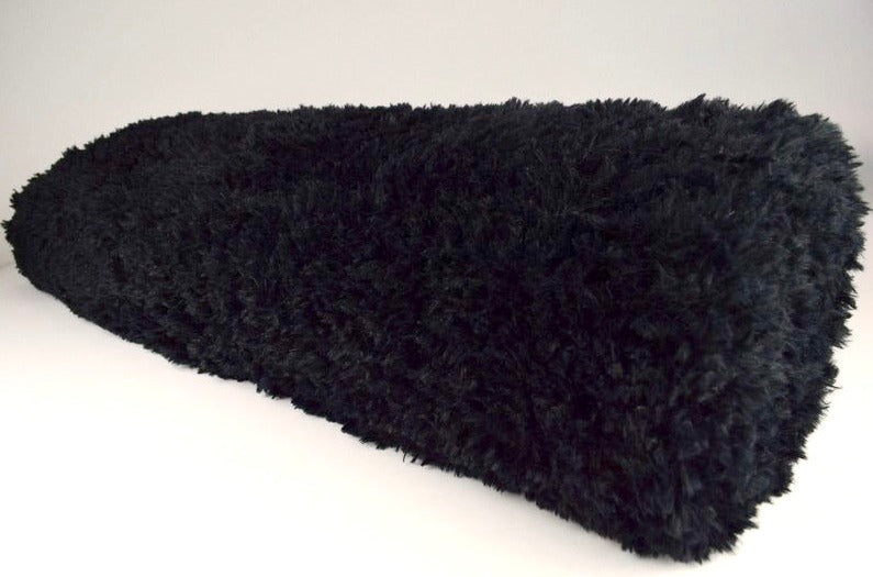 SVART LÅNGHÅRIG PLYSCH – 30 MM LUGG & TVÄRSGÅENDE STRETCH