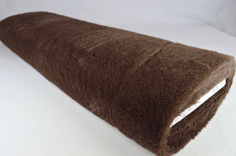 BRUN MJUK PLYSCH – 10 MM LUGG & TVÄRSGÅENDE STRETCH