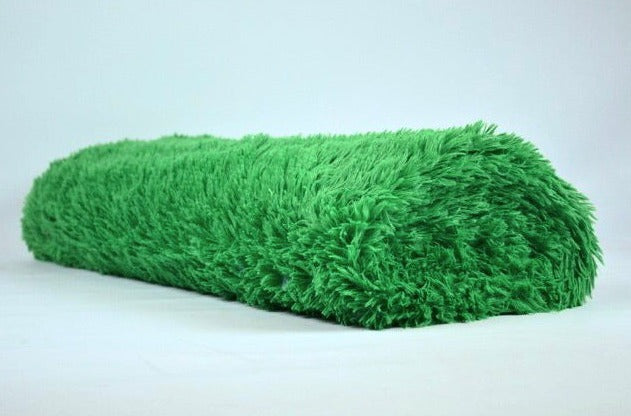 GRÖN LÅNGHÅRIG PLYSCH – 30 MM LUGG & TVÄRSGÅENDE STRETCH