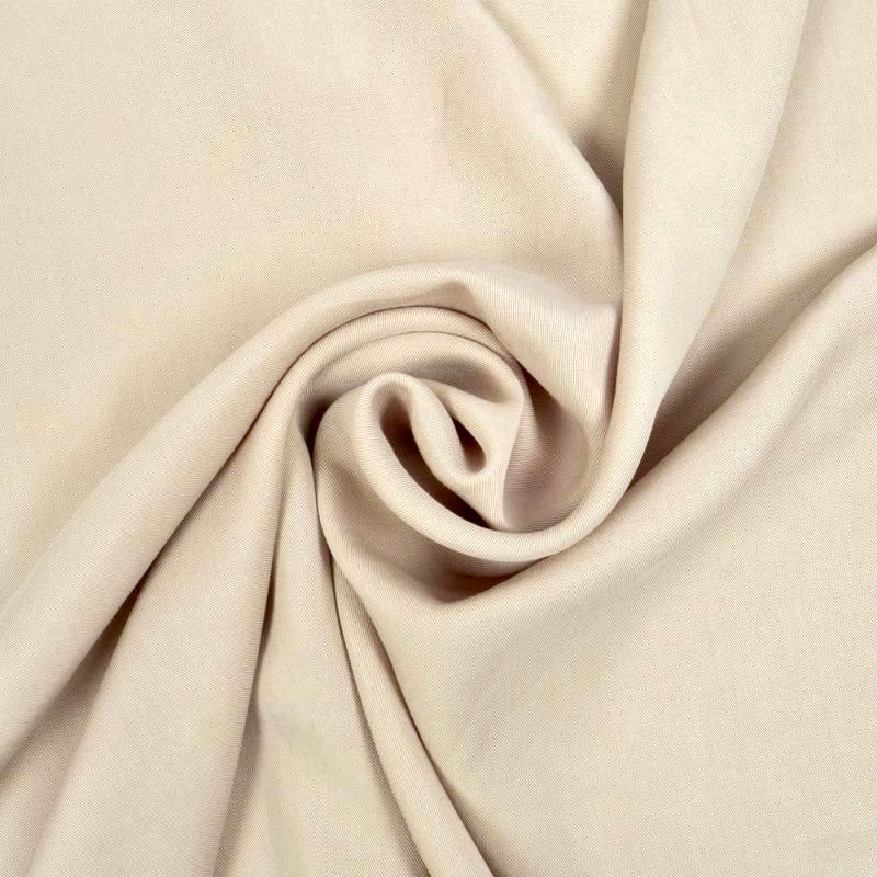 ECRU TENCEL™ TWILL – BLØD, ÅNDBAR & SMIDIG DRAPERING