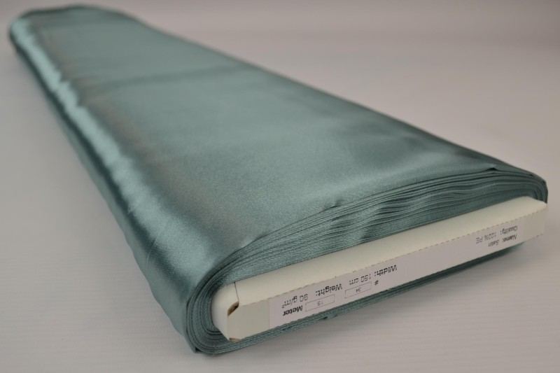 VINTAGE GRÖN SATIN TYG – LÄTT & GLANSIGT