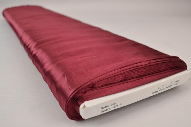 BORDEAUX SATIN TYG – LÄTT & GLANSIGT