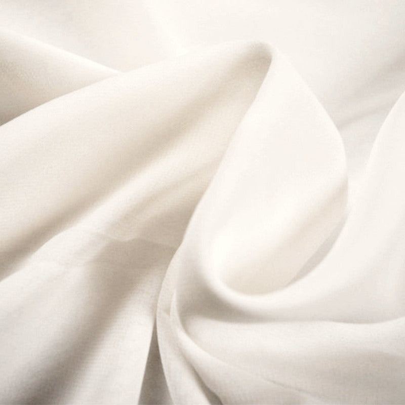 RÅHVID CHIFFON – LET, GENNEMSIGTIG & MED FLOT FALD