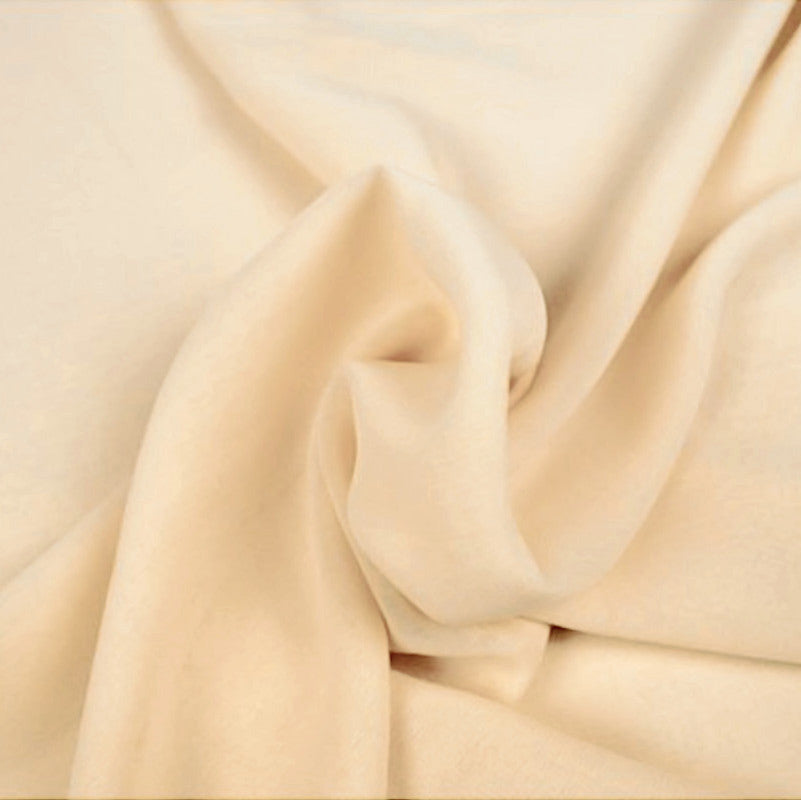 CHAMPAGNE CHIFFON – LET, GENNEMSIGTIG & MED FLOT FALD