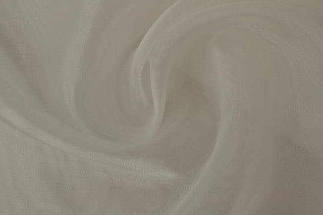 RÅVIT ORGANZA – TRANSPARENT & GLÄNSANDE