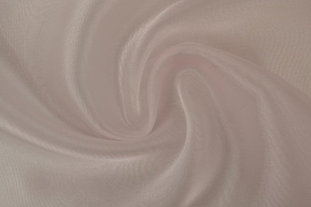 LJUSROSA ORGANZA – TRANSPARENT & GLÄNSANDE