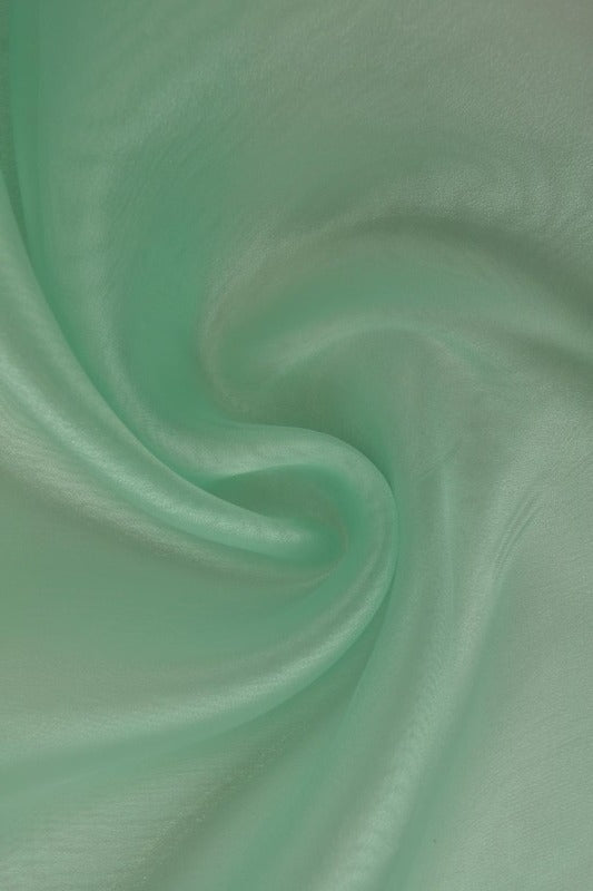MINTGRÖN ORGANZA – TRANSPARENT & GLÄNSANDE