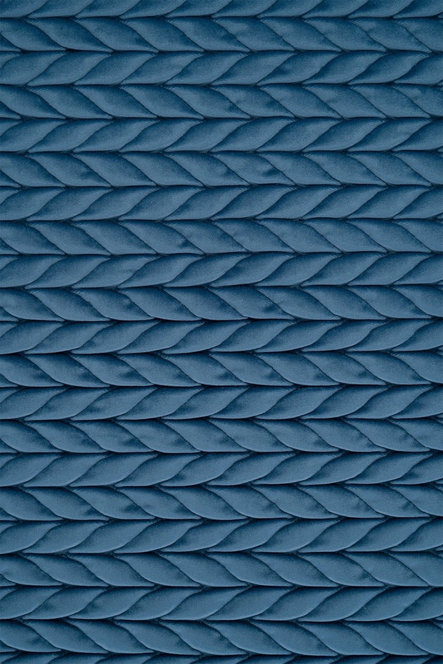MÆTTET PETROLBLÅ MAGIC DELUXE P301 – QUILTET VELOUR MED FIN FLETNING