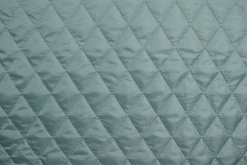 VINTAGE GRØN QUILT STOF MED VATTERET BAGSIDE