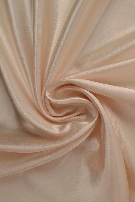 CHAMPAGNEFÄRGAD SATIN TYG – LÄTT & GLANSIGT