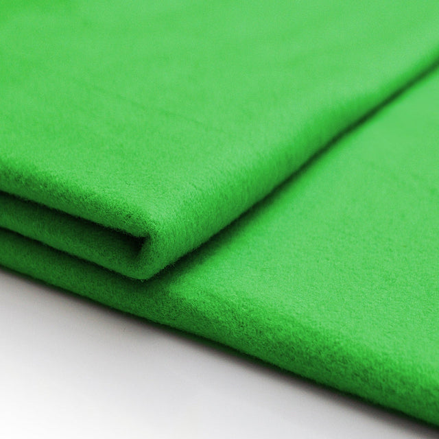 GREEN SCREEN-GRÖN BRANDFÖRHINDRANDE SCENE MOLTON – 300 CM, LJUS- & LJUDDÄMPANDE