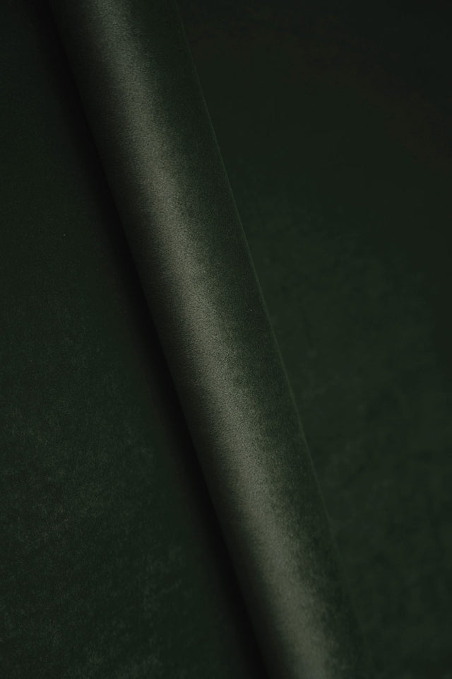 DJUP FLASKGRÖN SMART VELVET MÖBELVELOUR – SLITSTARK & PETPROOF