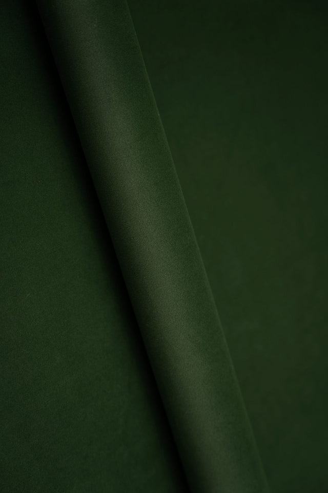 DYB SKOVGRØN SMART VELVET MØBELVELOUR – SLIDSTÆRK & PETPROOF