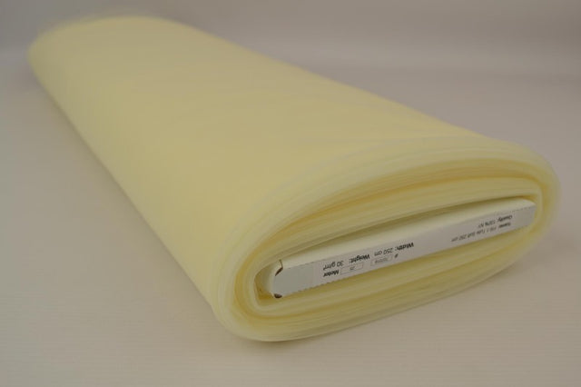 VANILJEGUL blød tyl på rulle