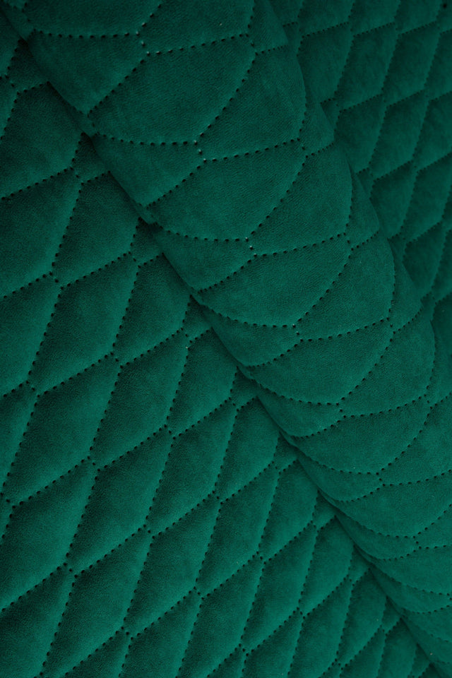 KLAR MALAKITGRØN UTTARIO VELVET 3D – QUILTET VELOUR MED BLADMØNSTER