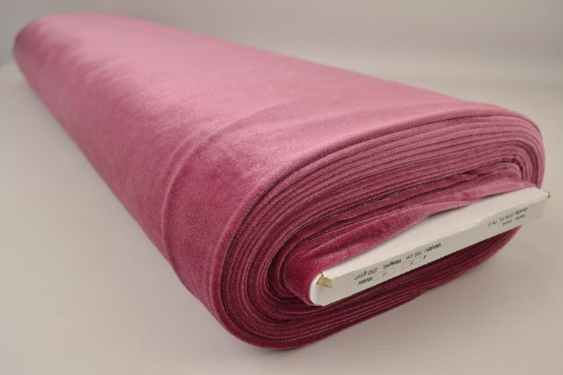 ROSA VELOUR MED STRETCH – MJUK STICKAD KVALITET