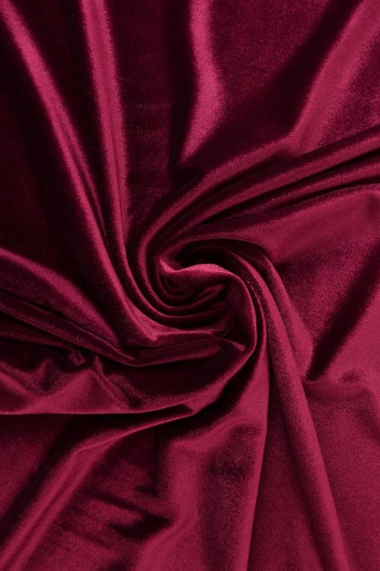 VINRÖD VELOUR MED STRETCH – MJUK STICKAD KVALITET