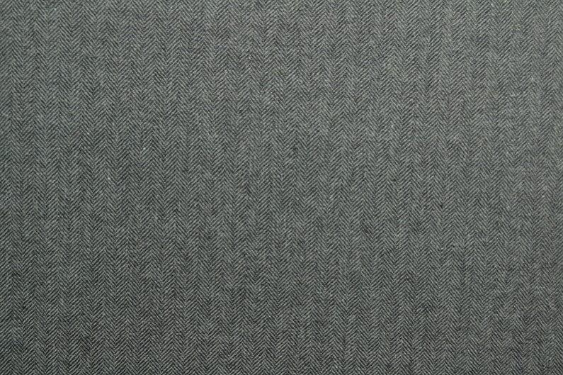 GRÅ OCH SVART TWEED MED FISKBENSMÖNSTER