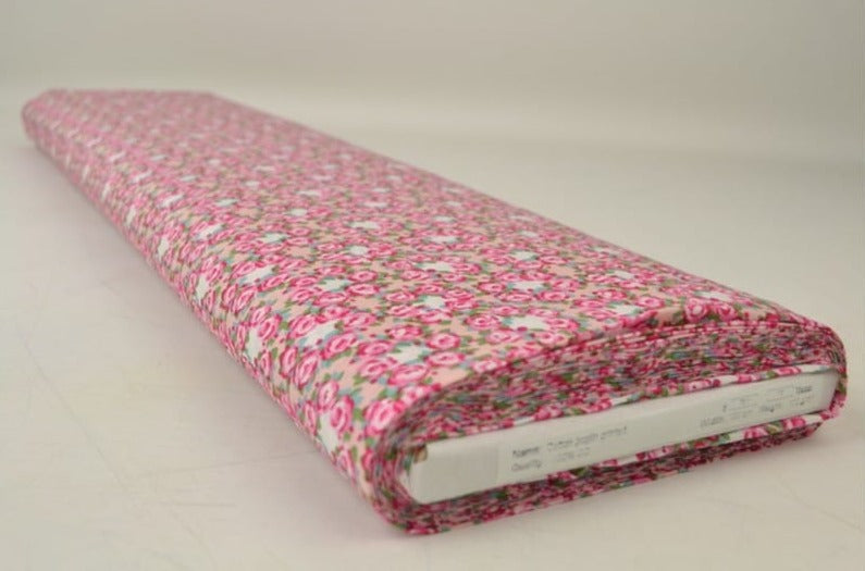 G&M Bomuldspoplin BOMULDSPOPLIN M. LYSERØDE ROSENKRANSE