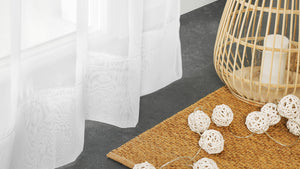 BRANDHÆMMENDE CHIFFON GARDINSTOF – TRANSPARENT ELEGANCE