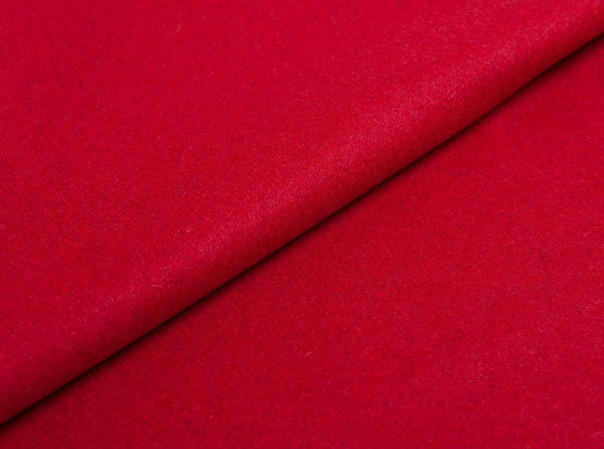 WOOLY UPHOLSTERY - RASPBERRY