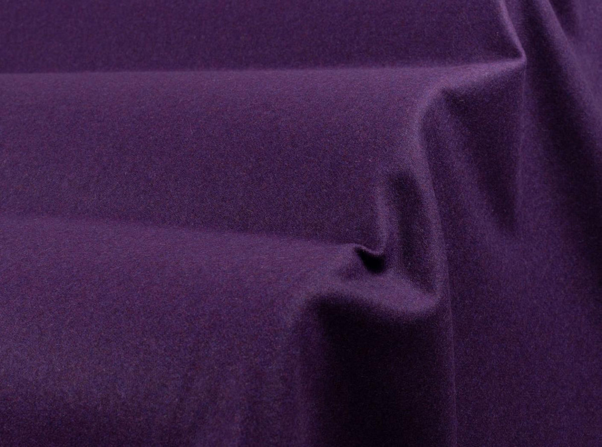 WOOLY UPHOLSTERY - BERRY