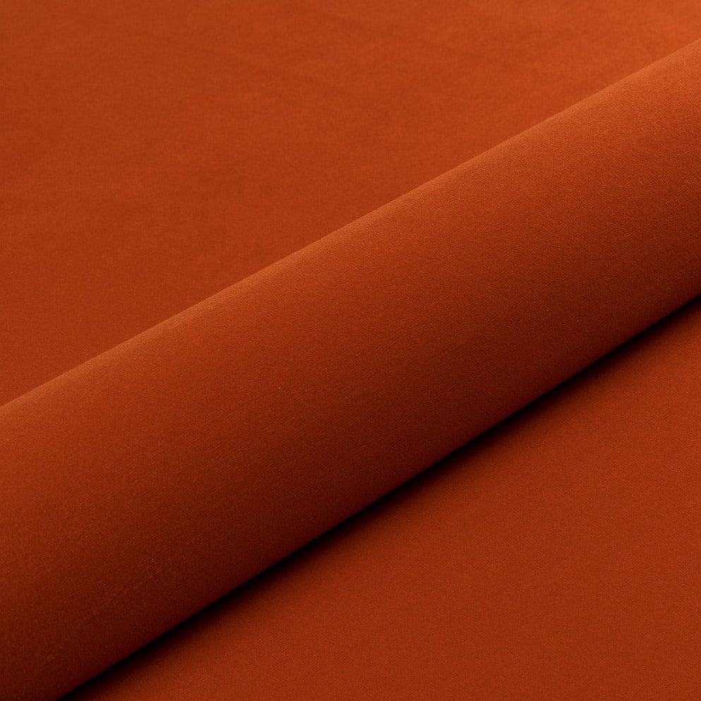 KOPPARFÄRGAD LÄTT OCH SLITSTARK MÖBELVELOUR