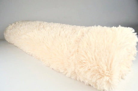 CHAMPAGNEFÄRGAD LÅNGHÅRIG PLYSCH – 30 MM LUGG & TVÄRSGÅENDE STRETCH