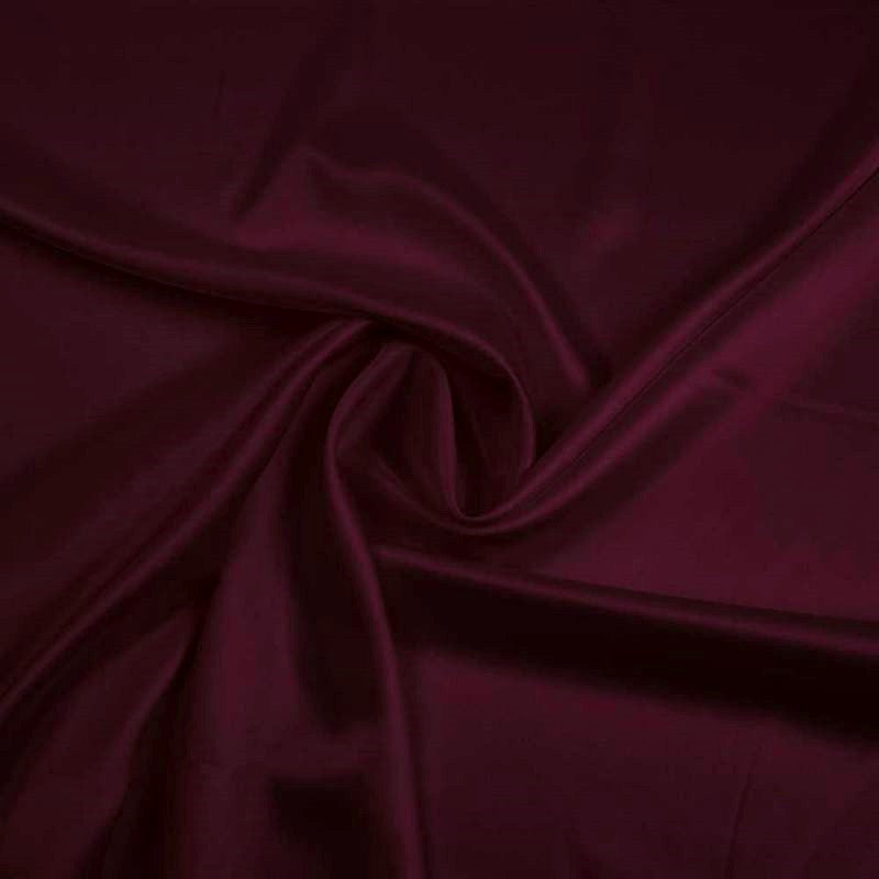 MØRKLILLA SILKE SATIN MED LET STRÆK – BLØD GLAT OVERFLADE