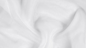 FLAMSKYDDAT ORGANZA GARDINTYG – GLANSIGT & TRANSPARENT