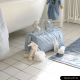 HVID QUILT STOF MED VATTERET BAGSIDE