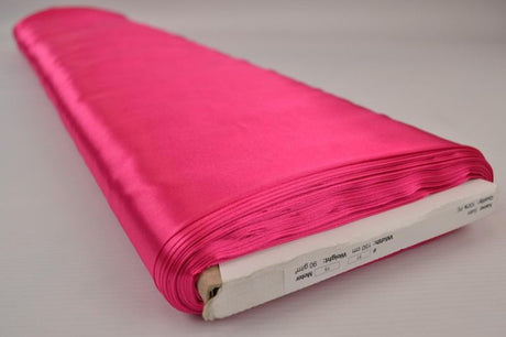 PINK SATIN TYG – LÄTT & GLANSIGT