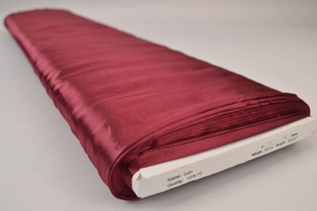 BORDEAUX SATIN TYG – LÄTT & GLANSIGT