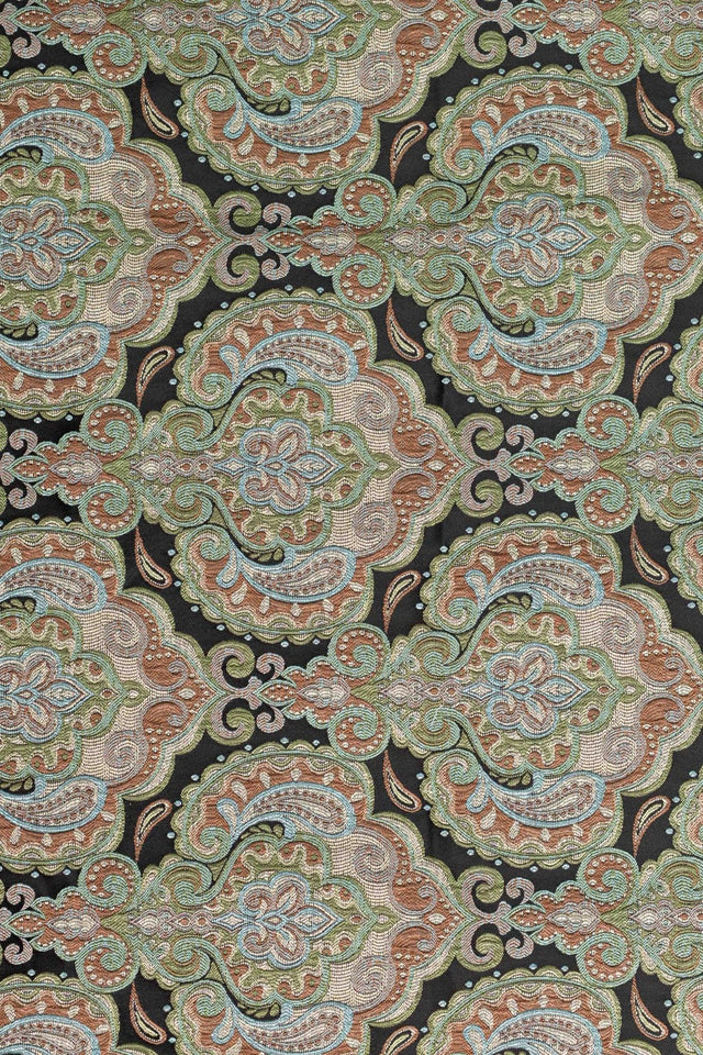 MOSGRØN PAISLEY PÅ SORT BOMBAJ JACQUARD MØBELSTOF – PAISLEY-MØNSTER