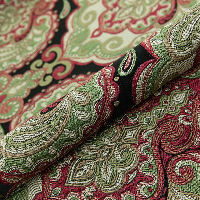 RUBINRØD PAISLEY PÅ SORT BOMBAJ JACQUARD MØBELSTOF – PAISLEY-MØNSTER