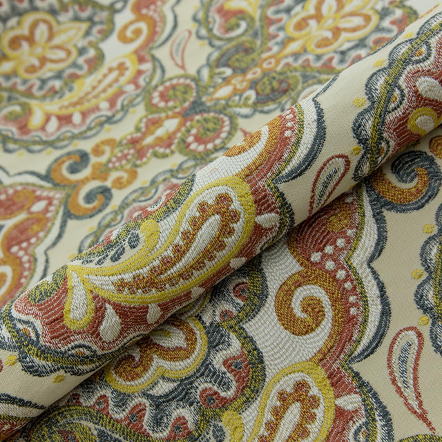 RUSTRØD PAISLEY PÅ CREME BOMBAJ JACQUARD MØBELSTOF – PAISLEY-MØNSTER