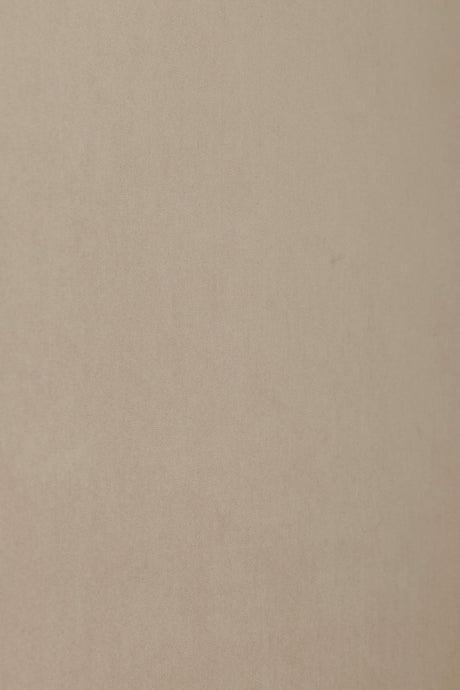 MJUK CHAMPINJONBEIGE CASABLANCA MÖBELVELOUR – MIKROSUEDE & SLITSTARK