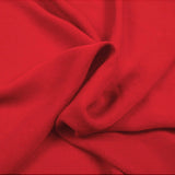 RÖD CHIFFONG – LÄTT, TRANSPARENT & MED VACKERT FALL