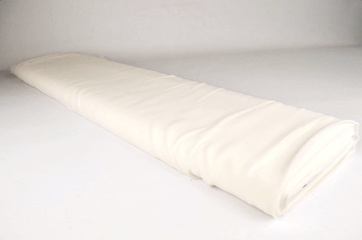 RÅVIT CHIFFONG – LÄTT, TRANSPARENT & MED VACKERT FALL