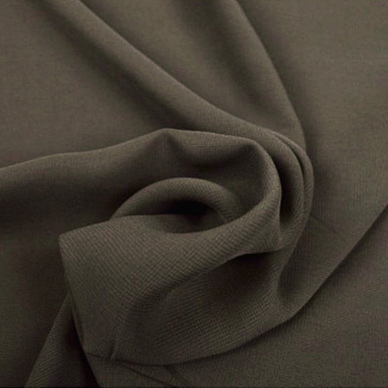 MØRKEGRÅ CHIFFON – LET, GENNEMSIGTIG & MED FLOT FALD