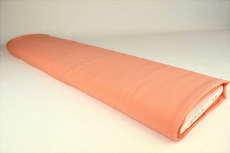 LAKSEFARVET CHIFFON – LET, GENNEMSIGTIG & MED FLOT FALD