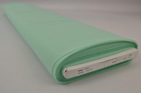 LJUS MINT CHIFFONG – LÄTT, TRANSPARENT & MED VACKERT FALL