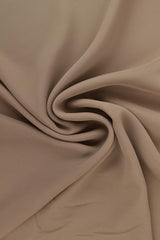 TAUPE CHIFFONG – LÄTT, TRANSPARENT & MED VACKERT FALL