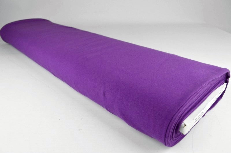 MÖRK LILA BOMULLSJERSEY – NATURLIG, ANDNINGSBAR & STRETCHIG